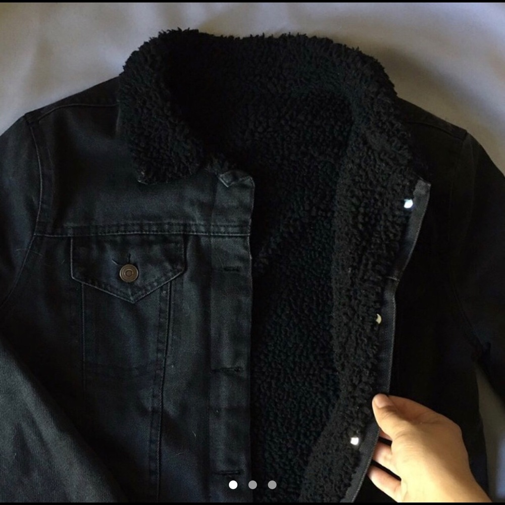 Brandy Melville whool jacket SOLD OUT EVERYWHERE